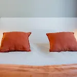 Raikas, Northern Lights, & Lake, Free Wifi, Vuosseli Ruka فيلة *