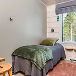Raikas, Northern Lights, & Lake, Free Wifi, Vuosseli Ruka
