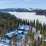 Raikas, Northern Lights, & Lake, Free Wifi, Vuosseli Ruka *