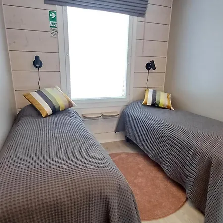 Raikas, Aurora, & Ski, Sauna,wifi, Vuosseli Ruka