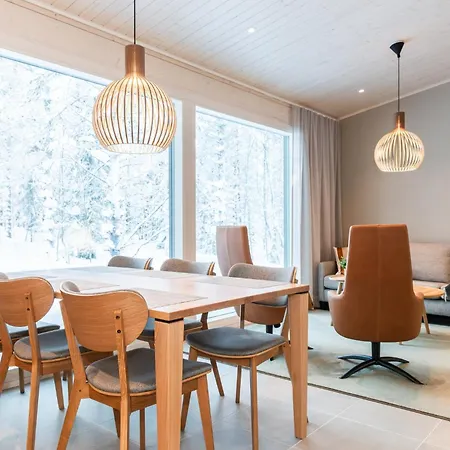 Raikas, Northern Lights, & Lake, Free Wifi, Vuosseli Ruka Villa *