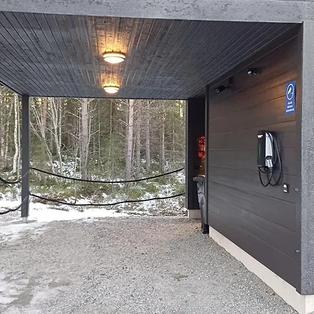 Raikas, Northern Lights, & Lake, Free Wifi, Vuosseli Ruka