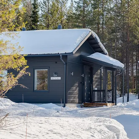 Raikas, Northern Lights, & Lake, Free Wifi, Vuosseli Ruka Villa Kuusamo