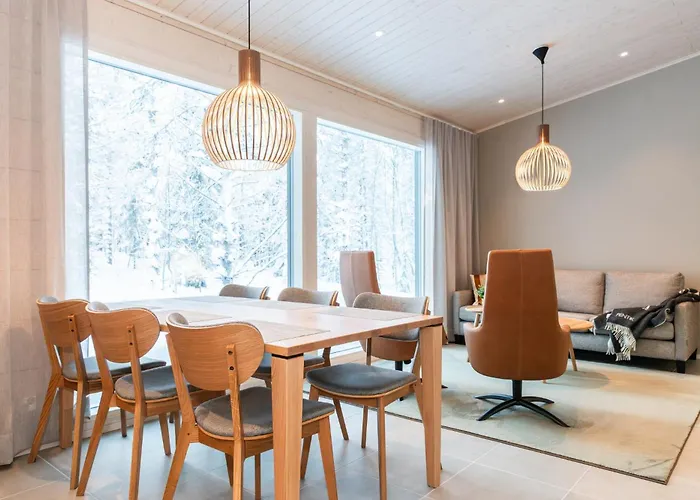 Raikas, Northern Lights, & Lake, Free Wifi, Vuosseli Ruka Vila *