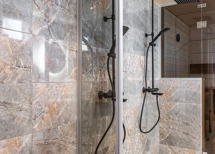 Raikas, Northern Lights, & Lake, Free Wifi, Vuosseli Ruka *