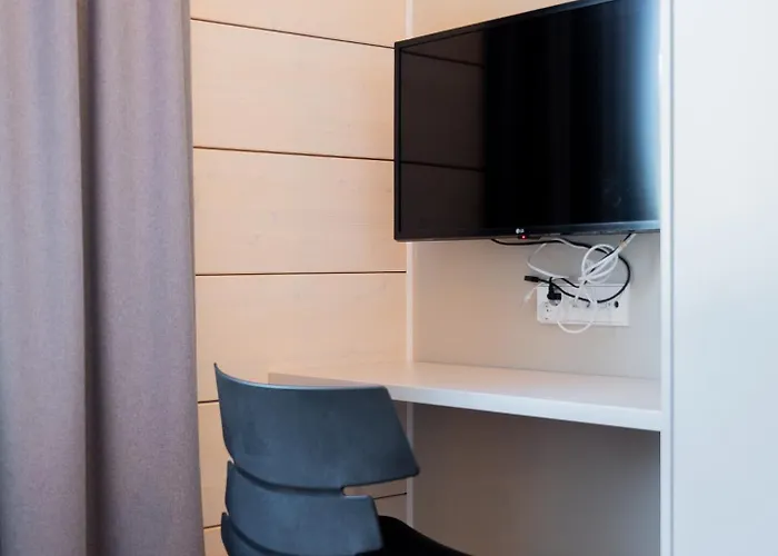 Raikas, Northern Lights, & Lake, Free Wifi, Vuosseli Ruka Vila