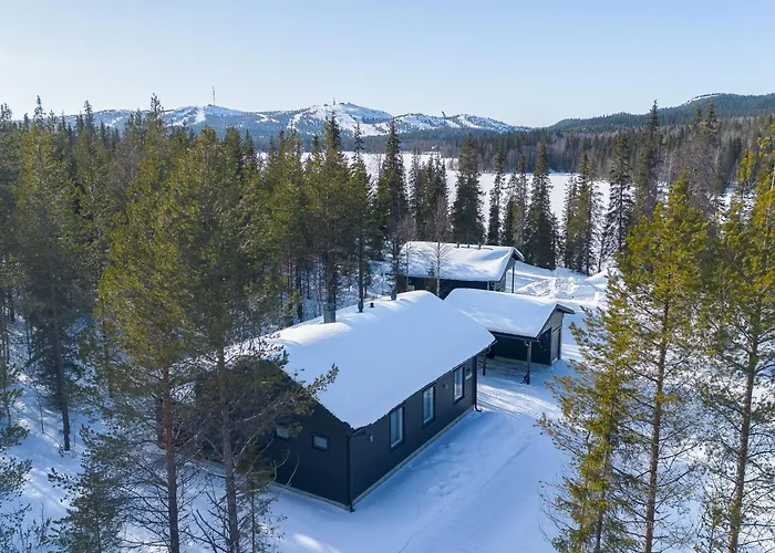 Raikas, Northern Lights, & Lake, Free Wifi, Vuosseli Ruka Vila Kuusamo